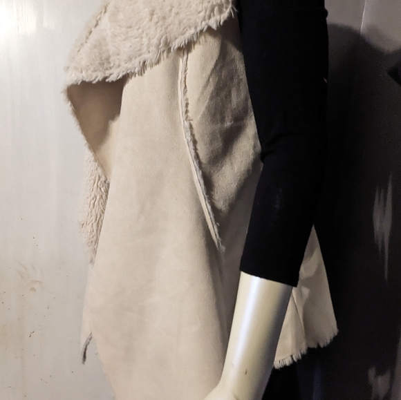 Knox Rose beige champagne faux fur collar jacket vest small winter flattering - Picture 4 of 13